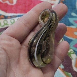 Elegant Glass Pendant Necklace